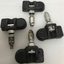 Load image into Gallery viewer, Mercedes Benz Set of 4 TPMS 433 Mhz A0009057200 4fb3c78b