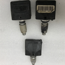 Load image into Gallery viewer, Set of 3 Schrader Sensor TPMS 433mhz 52088990AC 305482d0