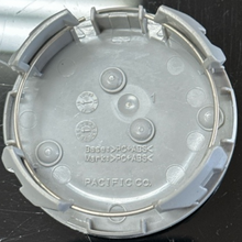 Load image into Gallery viewer, Lexus Wheel Hub Center Cap 00b49d88