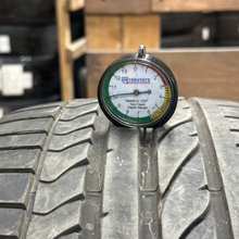 Load image into Gallery viewer, BRIDGESTONE SET OF 2 225/35/19 TIRE 21204910 88Y