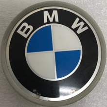 Load image into Gallery viewer, Set of 4 BMW Wheel Center Caps 6768640 68mm e5b518f4