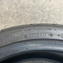 Load image into Gallery viewer, SUMITOMO 245/35/20 TIRE 6e5dc458