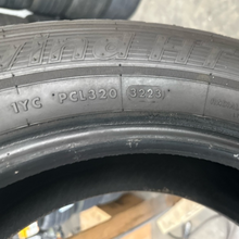 Load image into Gallery viewer, CROSS WIND HT 235/60/18 TIRE 1c8a3e48
