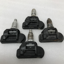 Load image into Gallery viewer, Set of 4 Mercedes Benz TPMS Sensor A0009050030 4758d9c6