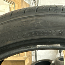 Load image into Gallery viewer, ROAD HUGGER GTZ 235/40/18 TIRE cc443b1e