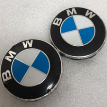 Load image into Gallery viewer, Set of 2 BMW Wheel Center Caps 68mm 678353604 5cc75820