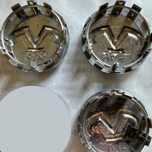 Load image into Gallery viewer, SET OF 3 Infinity SILVER 40343-1CA4A CENTER CAP d2ad292f