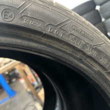 Load image into Gallery viewer, SET OF 2 DUNLOP SPORT 325/30/21 TIRES cd465607