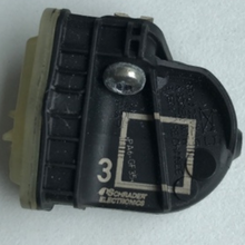 Load image into Gallery viewer, SET OF 4 OEM BUICK CADILLAC CHEVROLET GMC HUMMER PONTIAC SATURN TPMS 2cc2b643