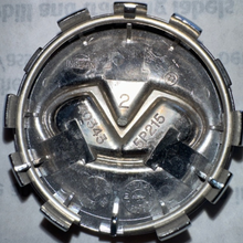 Load image into Gallery viewer, SET OF 3 Infinity SILVER 40343-1CA4A CENTER CAP d2ad292f