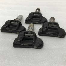 Load image into Gallery viewer, Set of 4 Mercedes Benz TPMS Sensor 433 Mhz A0009050030 48509529