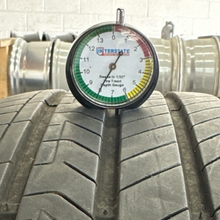 Load image into Gallery viewer, SET OF 4 KUMHO MAJESTY9 SOLUS 245/45/19 TIRES 13175871