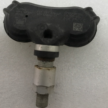 Load image into Gallery viewer, Set of 3 TPMS 52933-2F000 Fits For Hyundai Kia 9eb36e14