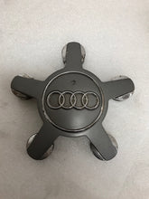 Load image into Gallery viewer, 4 WHEELS CENTER HUB CAPS AUDI SILVER SPYDER 135 MM - 4F0601165N