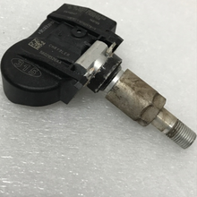 Load image into Gallery viewer, TPMS Sensor 56029526AA Chrysler, Dodge, Jeep 62685e2e