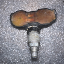 Load image into Gallery viewer, Set of 3 HUF TPMS Tire Pressure Sensor 433 MHz 7d7481a2