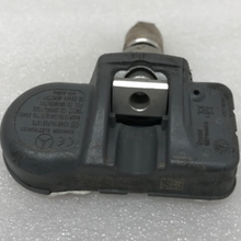 Load image into Gallery viewer, Set of 4 Mercedes Benz TPMS 433 Mhz 0009057200 caafeb31