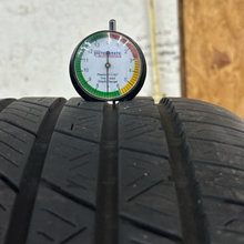 Load image into Gallery viewer, ROAD HUGGER GTZ 235/40/18 TIRE cc443b1e