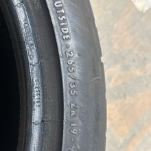 Load image into Gallery viewer, CONTINENTAL TIRE  265/35/19 USED  cdc2c458