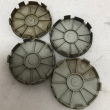 Load image into Gallery viewer, Set of 4 BMW wheel center caps 3 &amp; 5 &amp; 7 series 6768640 68mm 435f2210