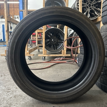 Load image into Gallery viewer, TBBTIRES TIRE 235/40/19 9556abd6