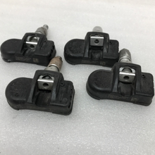 Load image into Gallery viewer, Set of 4 Mercedes TPMS Sensor 0009057200 e7a21e6a