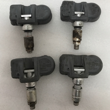 Load image into Gallery viewer, Set of 4 Mercedes Schrader TPMS Sensor A0009054100 433mhz 166fb4d5