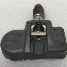 Load image into Gallery viewer, Set of 4 Mercedes Benz TPMS 433mhz A0009050030  6f394574