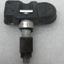 Load image into Gallery viewer, Set of 4 Mercedes Benz TPMS SENSOR 433 Mhz A0035400217  81ab090b