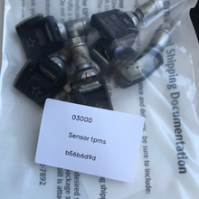 Load image into Gallery viewer, Set of 4 BMW OEM Tire Pressure System TPMS A0009052102 b56b6d9d