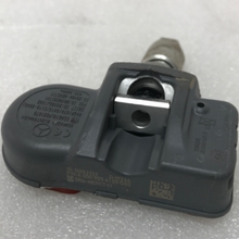Load image into Gallery viewer, Set of 2 Mercedes Benz TPMS Sensor 433MHz A0009054100  41a01e8d