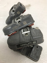 Load image into Gallery viewer, Set of 4 Mercedes Schrader TPMS Sensor A0009054100 433mhz 6bf76079