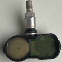 Load image into Gallery viewer, Set of 4 PMV-C811 Infiniti, Nissan TPMS SENSORS 315 MHz 42680141