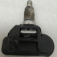 Load image into Gallery viewer, Set of 4 Mercedes Benz Schrader TPMS Sensor 0009050030 433MHz 1599123e
