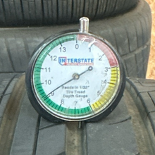 Load image into Gallery viewer, TBBTIRES TIRE 235/40/19 9556abd6