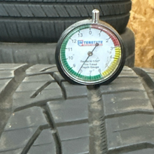 Load image into Gallery viewer, CONTINENTAL TIRE  275/35/20 USED  1c943414