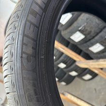Load image into Gallery viewer, Michelin 245/45/19 Used 3e364d17 102H