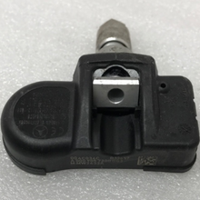 Load image into Gallery viewer, Set of 4 Mercedes TPMS Sensor 433mhz A0009057200  42849736