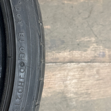 Load image into Gallery viewer, BRIDGESTONE SET OF 2 225/35/19 TIRE 21204910 88Y