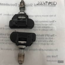 Load image into Gallery viewer, Set of 2 Mercedes Benz TPMS 433 Mhz 0009050030  22709a5d