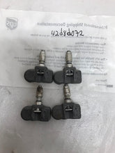 Load image into Gallery viewer, Set of 4 Mercedes Benz TPMS Sensor 433MHz A0009054100 42d8d072