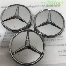 Load image into Gallery viewer, Set of 3 Mercedes Benz Silver Center Caps A2204000125 75 MM dfb9316f