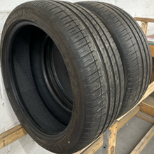 Load image into Gallery viewer, Set of 2 Michelin Pilot Sports 3 Tires 255/40/20 522ae66e