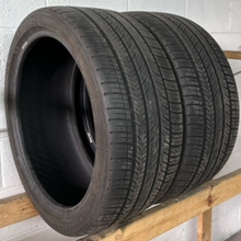Load image into Gallery viewer, Set of 2 MICHELIN Pilot Sports 255/35/20 Tires 9c3d651f