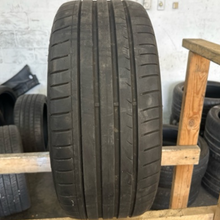Load image into Gallery viewer, DUNLOP SPORT MAXX 245/35/20 TIRE ab4f1482