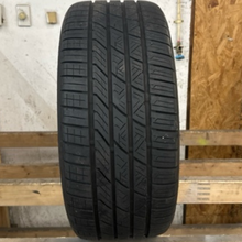 Load image into Gallery viewer, ROAD HUGGER GTZ 235/40/18 TIRE cc443b1e