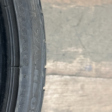 Load image into Gallery viewer, BRIDGESTONE SET OF 2 225/35/19 TIRE 21204910 88Y