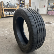 Load image into Gallery viewer, Michelin Primacy 215/55/17 93V c8893cb6