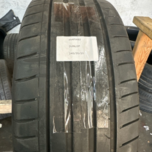 Load image into Gallery viewer, DUNLOP SPORT MAXX 245/35/20 TIRE ab4f1482