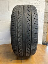 Load image into Gallery viewer, Tire Delinte Thunder D7 Size 245/40/18